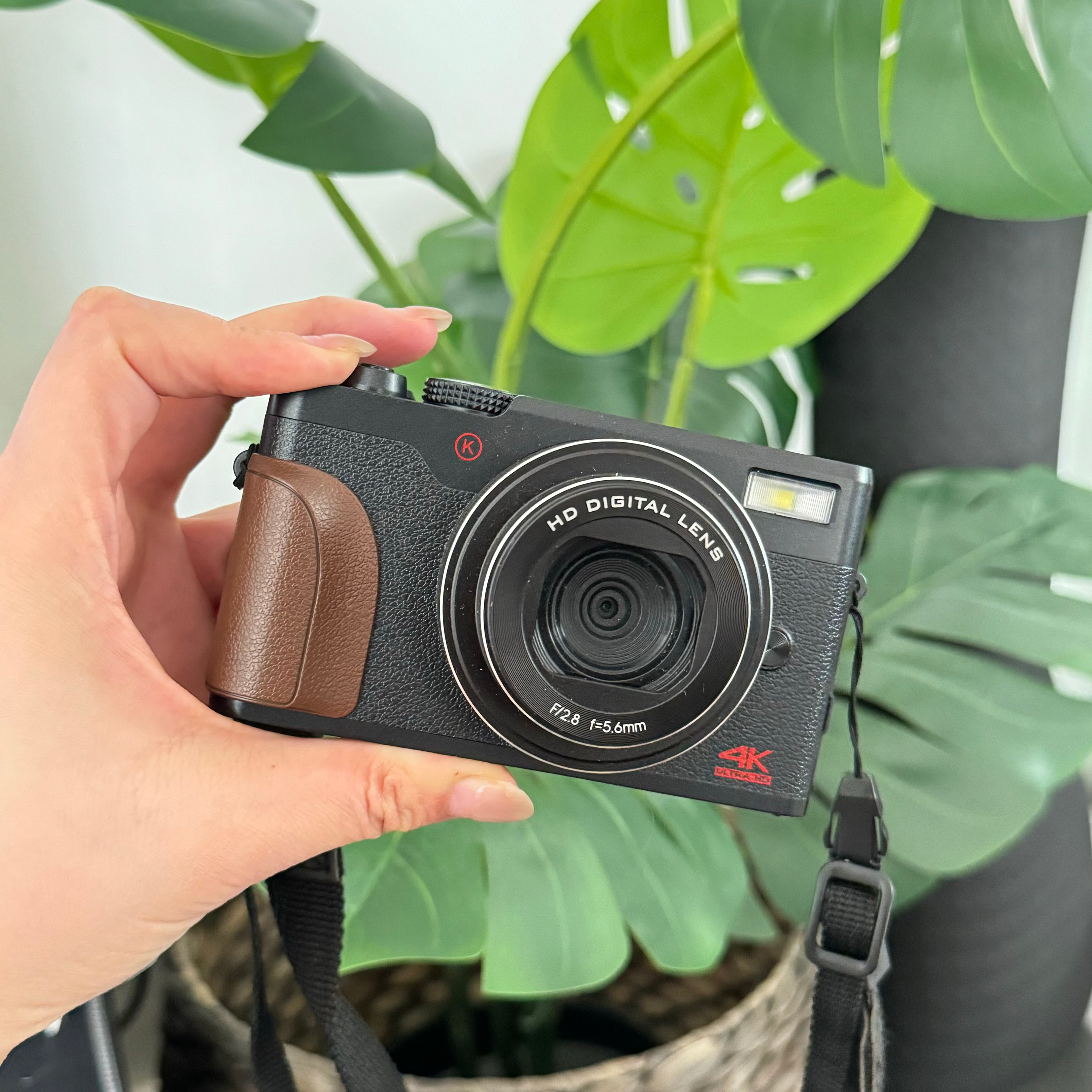 What is the best camera for Vlogging and Photography?